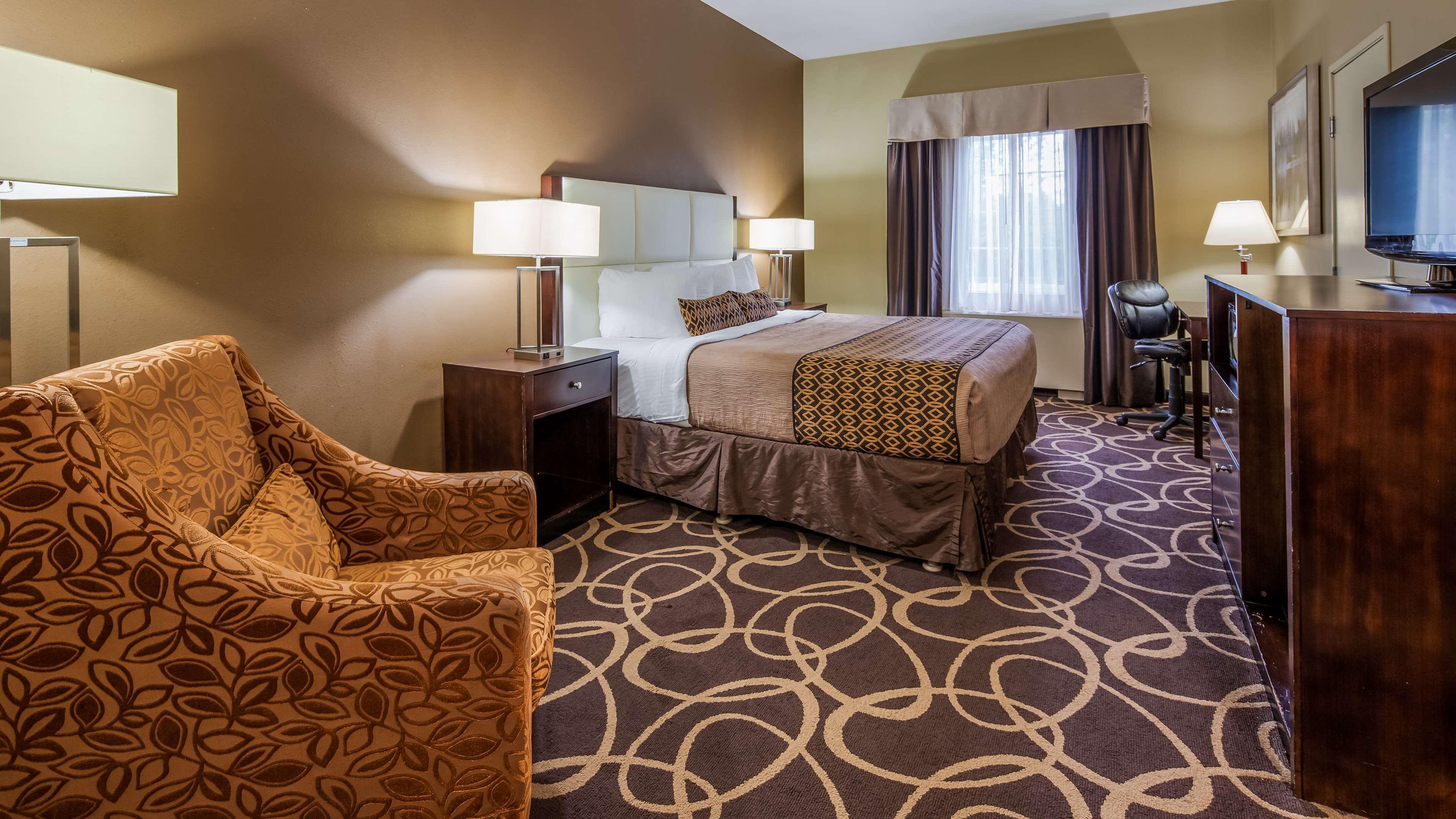 Best Western Plus Pioneer Park Inn Fairbanks Buitenkant foto