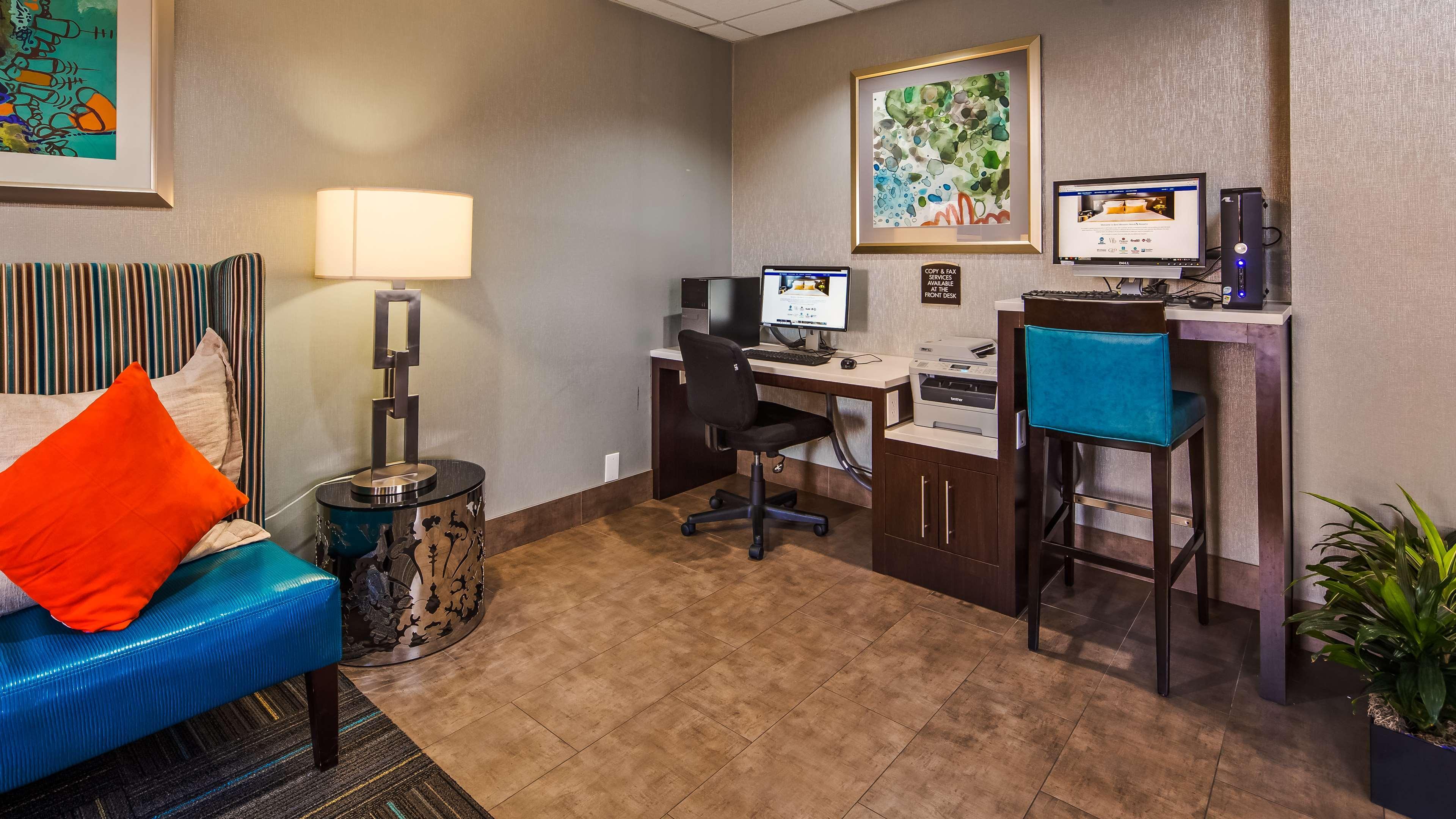 Best Western Plus Pioneer Park Inn Fairbanks Buitenkant foto